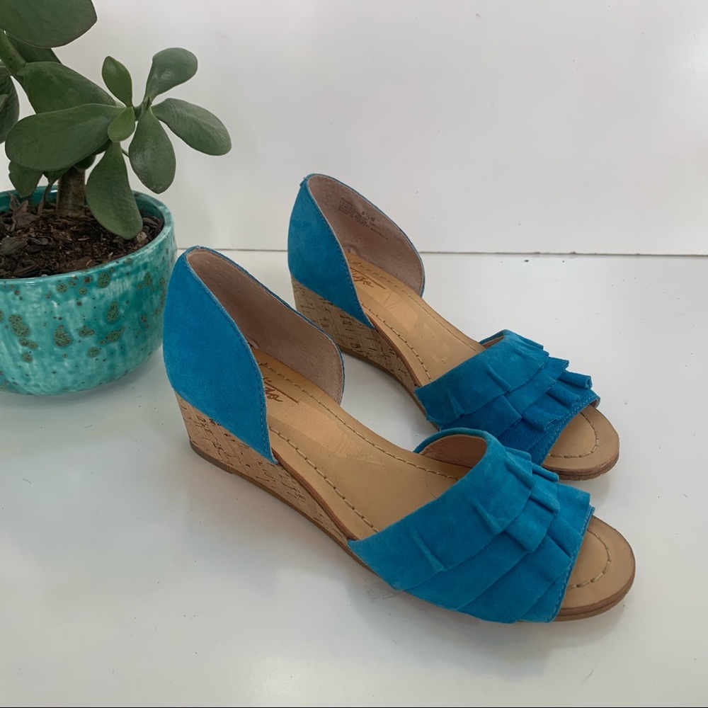 Latigo Shona women’s shoes, cork wedge heel and suede  ruffle, size 6 1/2”, aqua